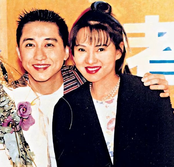 庾澄庆伊能静是怎样认识的