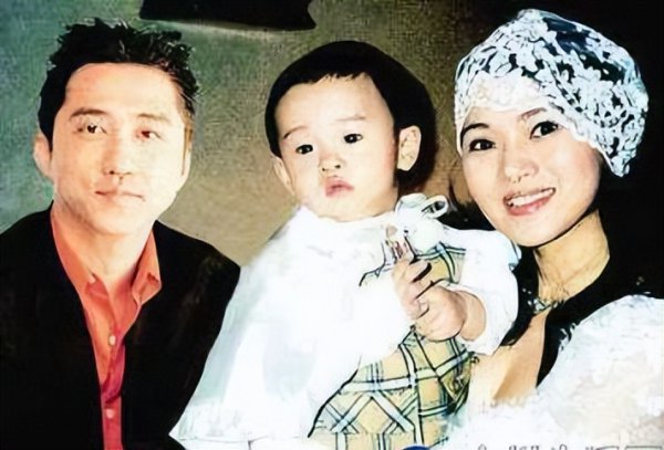 庾澄庆伊能静是怎样认识的