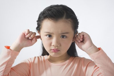 爸妈吵架闹离婚我该怎么调解 怎么调节爸妈之间的矛盾