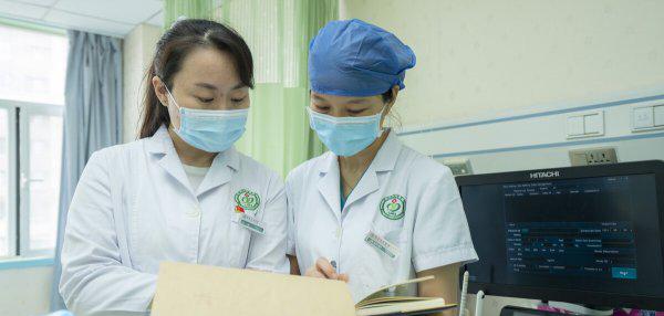 icu护士一个月工资多少