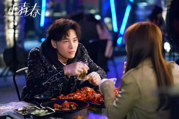 章小鱼最后和谁在一起了