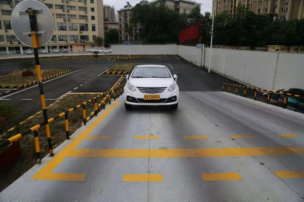 科目二熄火扣多少分