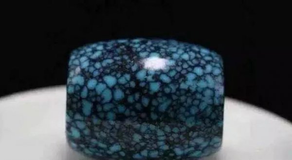 正宗绿松石多少钱一颗