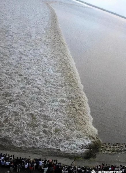 风暴潮与海啸的区别与联系