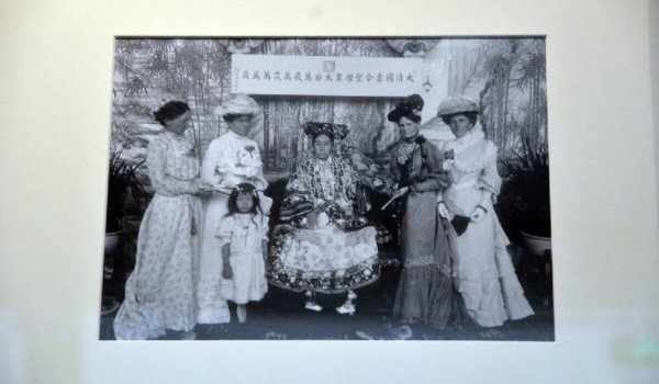 武则天和慈禧的区别