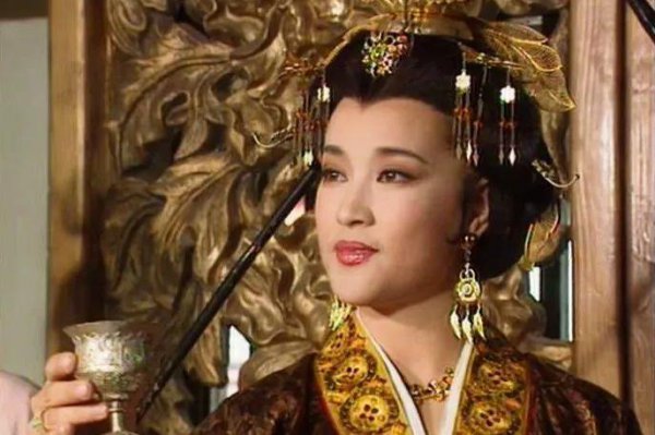 武则天和慈禧的区别