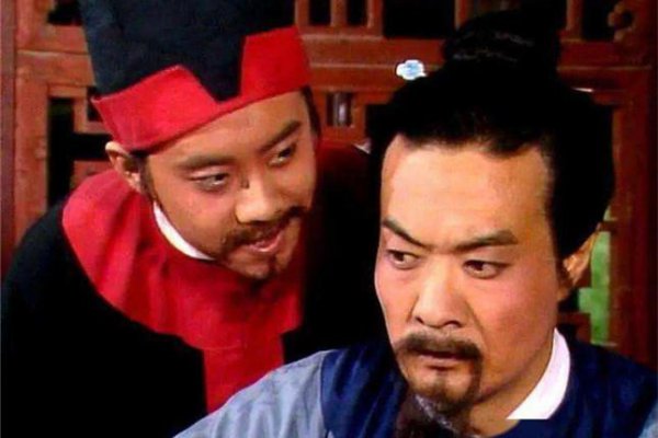 贾雨村为什么害贾家