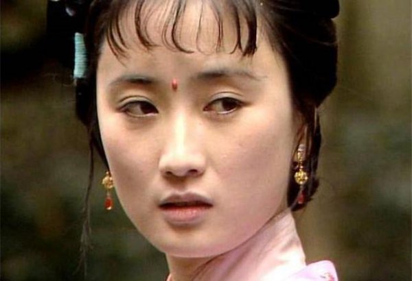 贾雨村为什么害贾家