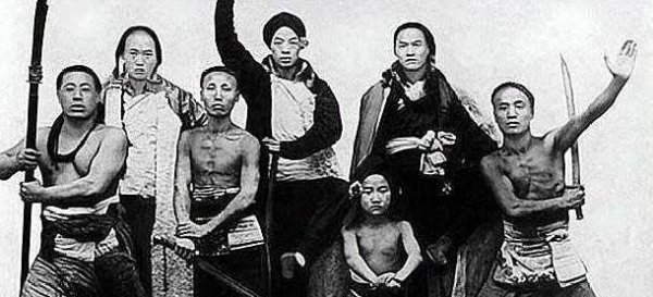 清朝什么时候灭亡的