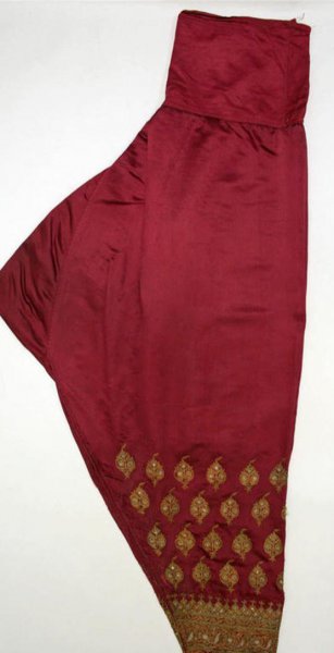 裤子上有油渍污渍怎么洗得干净