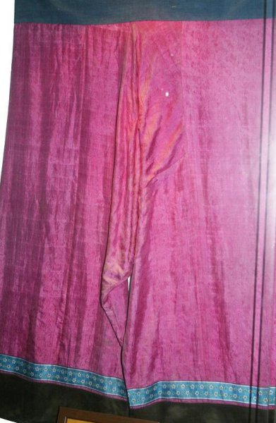 裤子上有油渍污渍怎么洗得干净