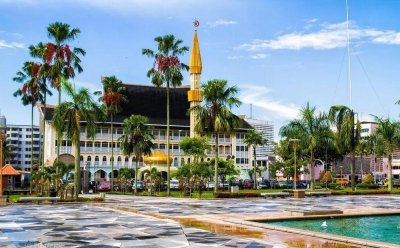 文莱面积和人口多少 文莱是一个有什么优势的国家