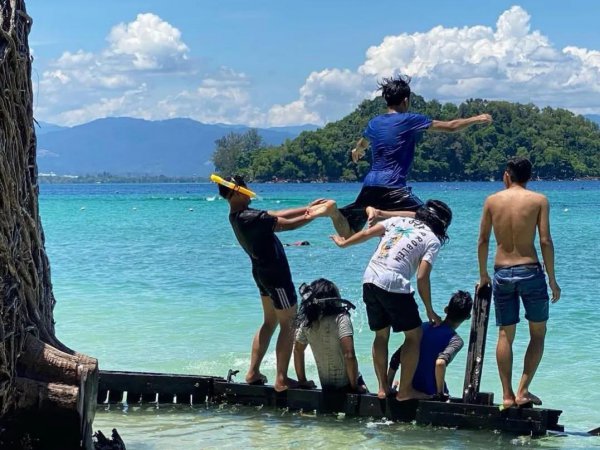 文莱面积和人口多少