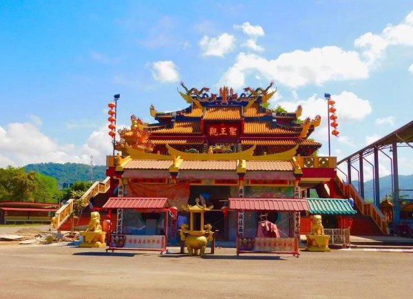 文莱面积和人口多少