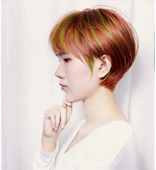 今年流行女士短发发型