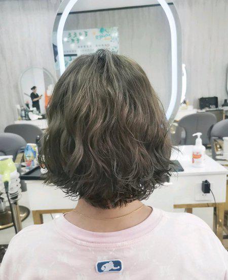 今年流行女士短发发型