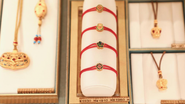 黄金上有珐琅好不好