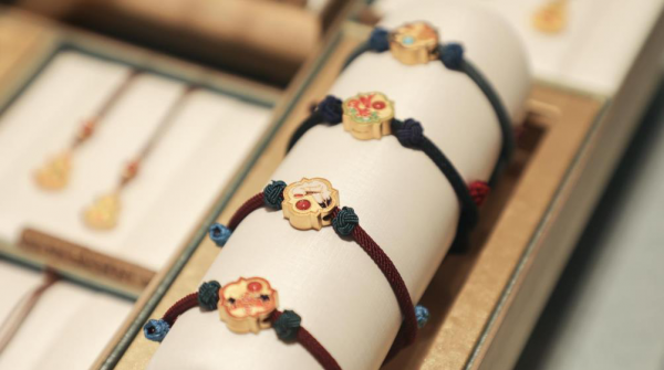 黄金上有珐琅好不好