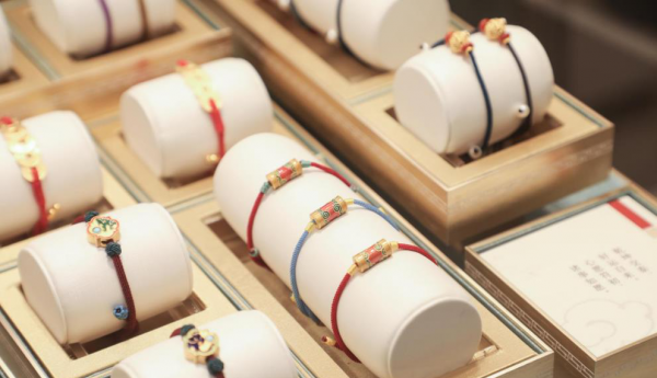 黄金上有珐琅好不好