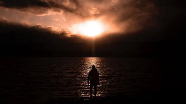 十大必看西方魔幻小说