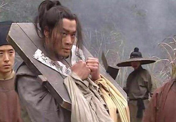 血溅鸳鸯楼的主人公是谁