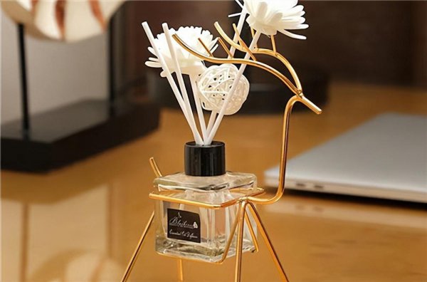 朋友新房入住送什么礼物好