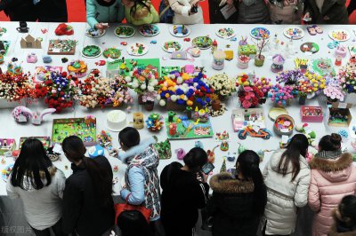 不读书的女孩子学什么比较好 适合成绩差学历低的职业