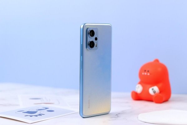 两千多的手机性价比最高是哪款