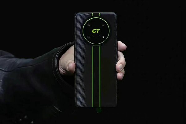 两千多的手机性价比最高是哪款