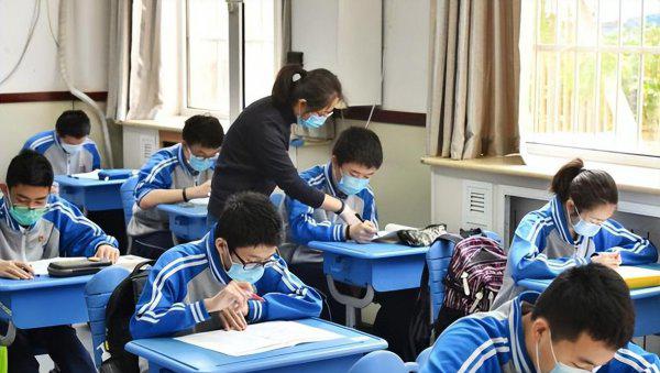 寒假是几月到几月