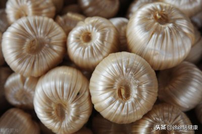 糖瓜是什么东西制作的 为什么过小年要用糖瓜祭灶