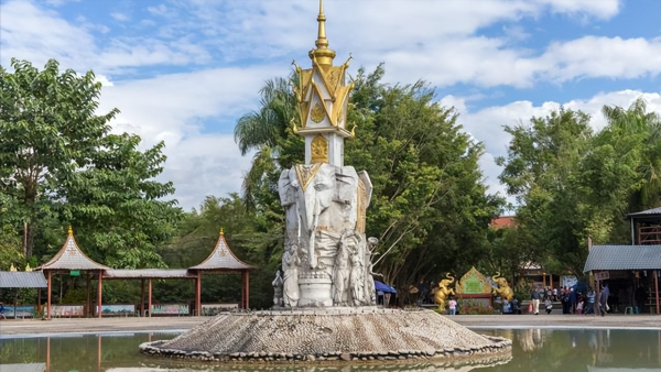 西双版纳海拔多少米高