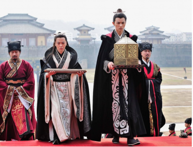 秦舞阳为何不敢刺秦王 秦舞阳跟随荆轲刺秦为什么吓得发抖