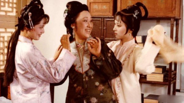 薛宝钗的性格分析