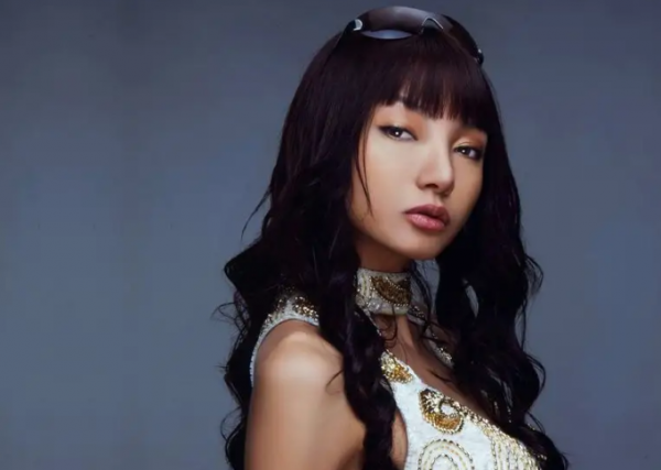 名模春晓个人资料简介