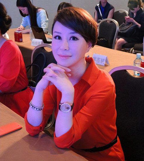 女歌唱家祖海的婚史简介