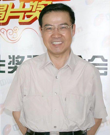 女歌唱家祖海的婚史简介