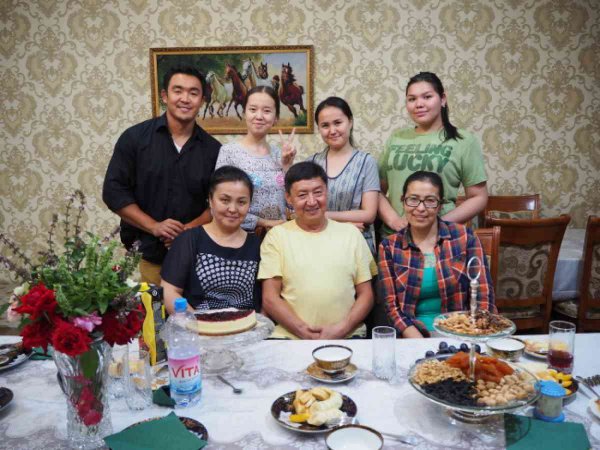 哈萨克斯坦面积多少平方公里