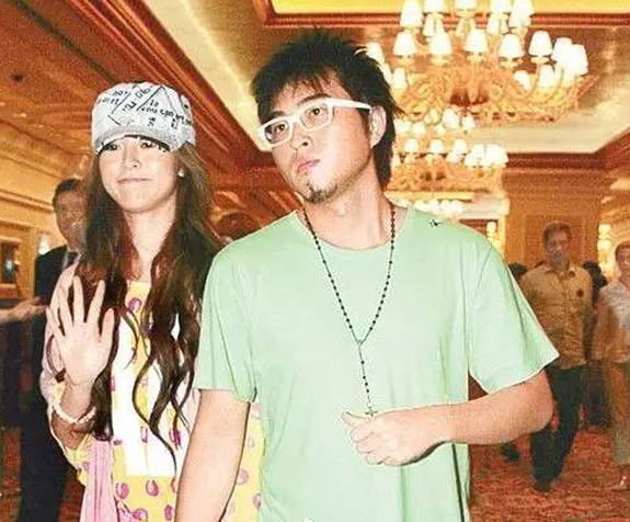 唐人街探案3小林酱的母亲是谁演的