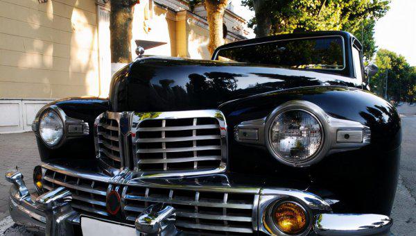 劳斯莱斯是哪个国家生产的