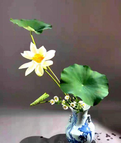 池上的作者是谁