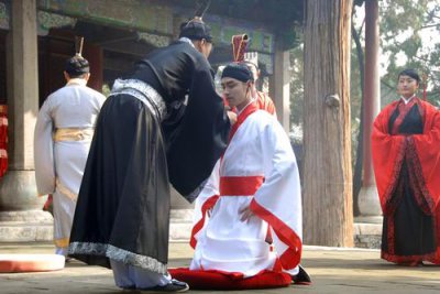 二十弱冠是什么意思 古代男子是如何举行成人冠礼的