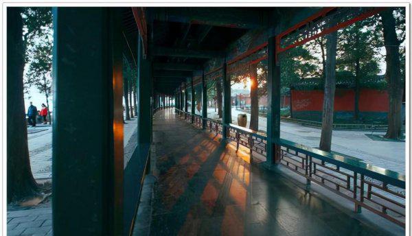 颐和园的地理位置和面积