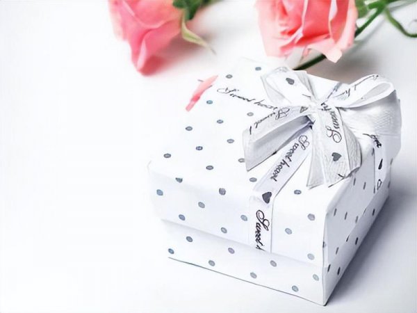 表白确认关系送什么礼物合适