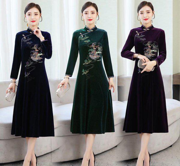 女儿出嫁妈妈穿什么服装合适