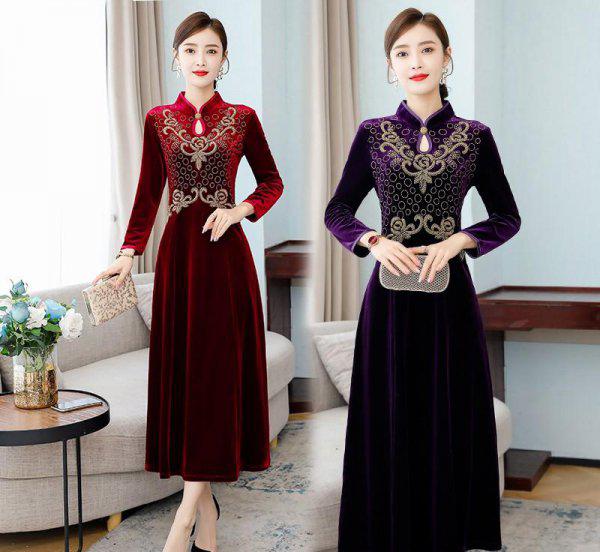 女儿出嫁妈妈穿什么服装合适