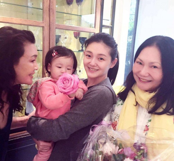 大s第一个丈夫是谁