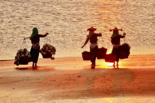 回族人为什么要戴头巾