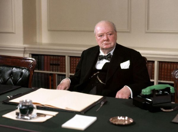 丘吉尔是哪个国家总流