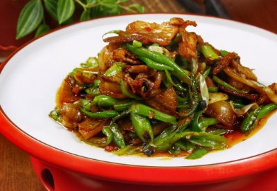 回锅肉是哪个地方的菜 回锅肉为何能被评为川菜之首